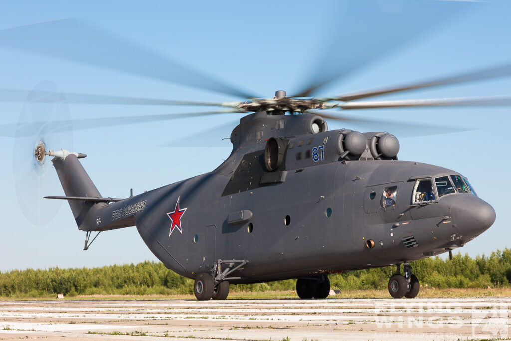 mi 26   9366 zeitler 1024x683 - The Russian Air Force close up