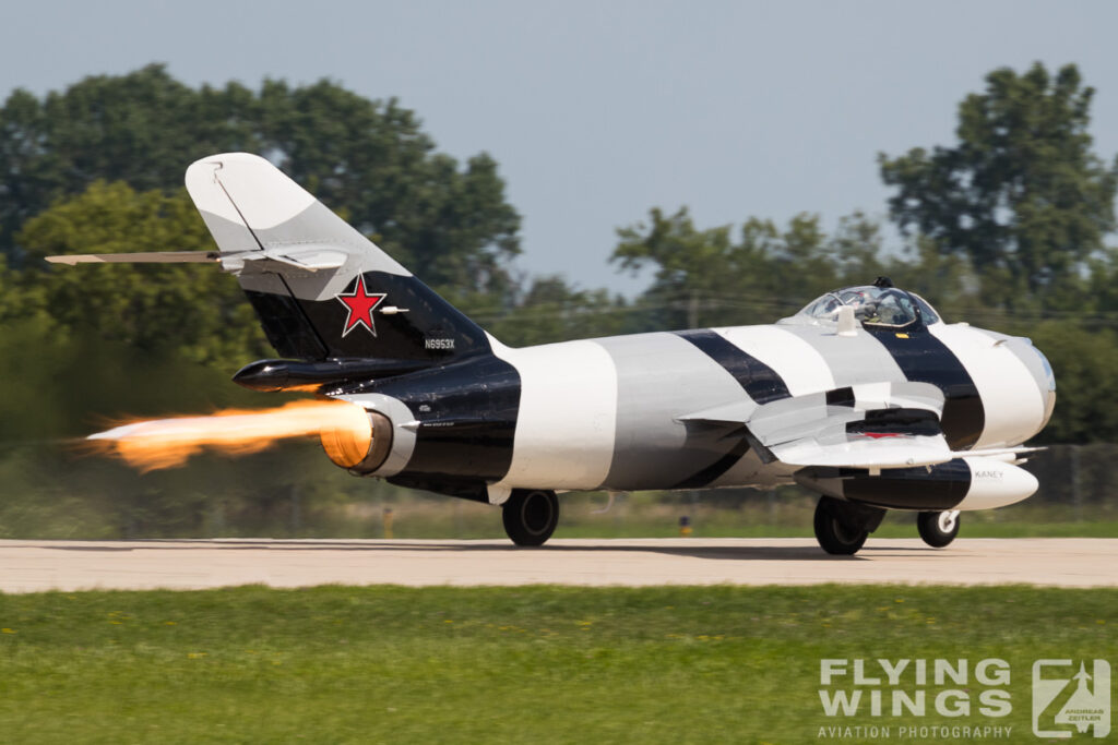 2017, MiG-19, Oshkosh, afterburner, jet, warbird