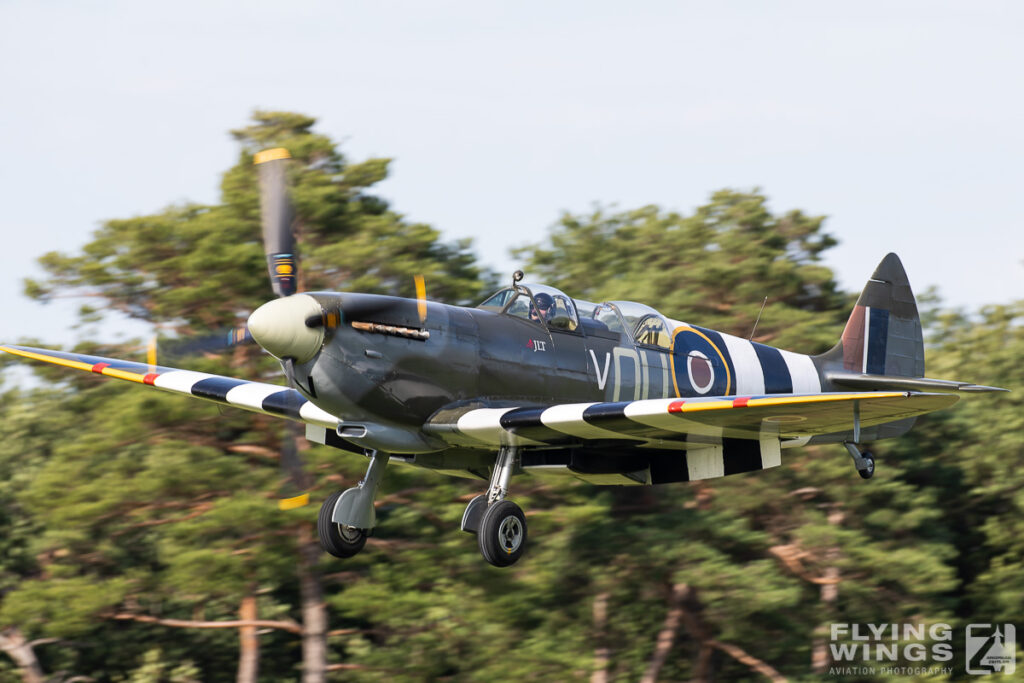 Le Temps des Hélices: Warbirds, Jets & Aviation Magic at La Ferté-Alais 2019 20190608 spitfire lfa 2352 zeitler 1024x683 - Le Temps des Hélices: Warbirds, Jets & Aviation Magic at La Ferté-Alais 2019