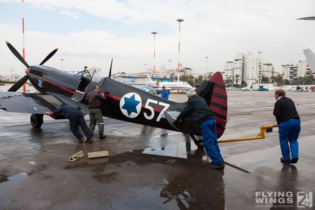 Israel’s Black Spitfire: An Exclusive Air-to-Air Encounter 20111117 boden spitfire 2151 zeitler 1024x683 - Israel’s Black Spitfire: An Exclusive Air-to-Air Encounter
