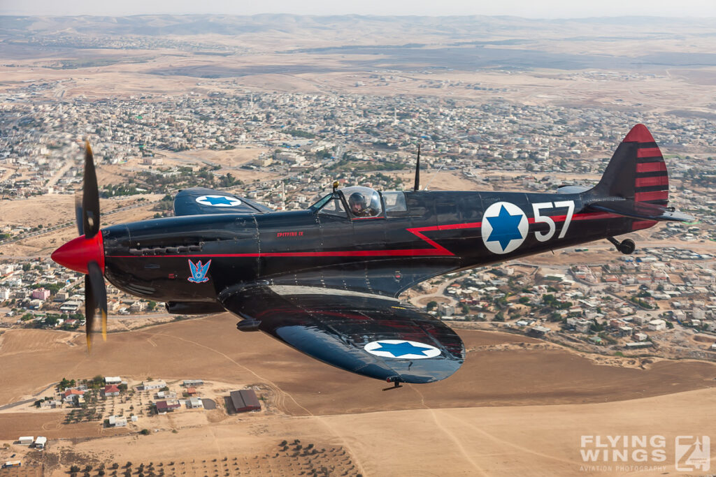 20111117 spitfire a2a spitfire  1979 zeitler 1024x683 - Israel&rsquo;s Black Spitfire: An Exclusive Air-to-Air Encounter