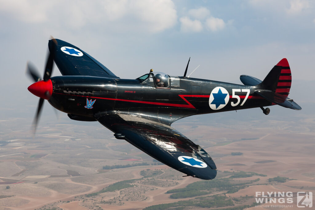 20111117 spitfire a2a spitfire  2018 zeitler 1024x683 - Israel&rsquo;s Black Spitfire: An Exclusive Air-to-Air Encounter
