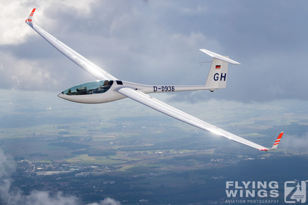 dg 800 glider flying segelflug 5724 zeitler 1024x683 - High Performance Glider - DG-800S