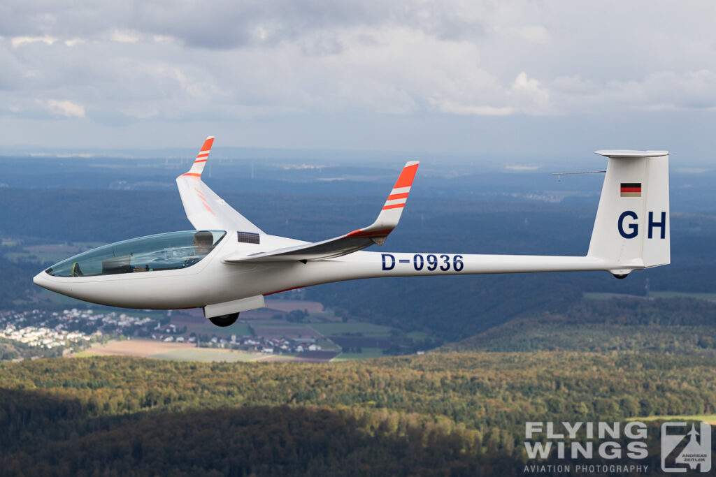 dg 800 glider flying segelflug 6330 zeitler 1024x683 - High Performance Glider - DG-800S