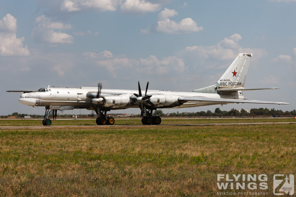 20120802 tu 95   0148 zeitler 1024x683 - Inside Engels Airbase – Russia’s Strategic Aviation Powerhouse