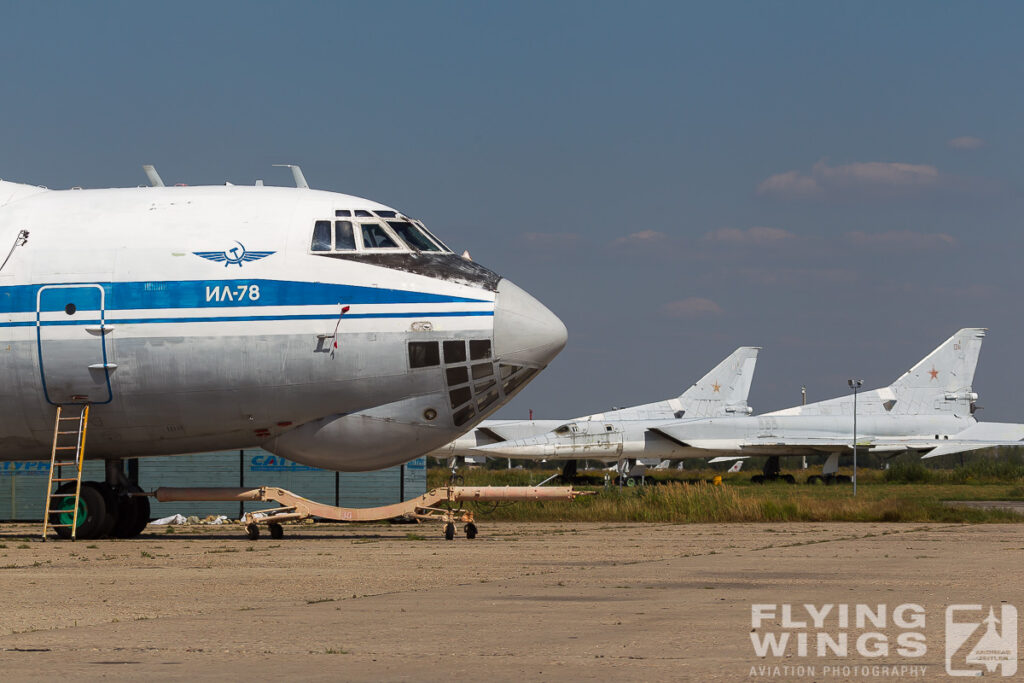 il 76 il 78   7996 zeitler 1024x683 - The Russian Air Force close up