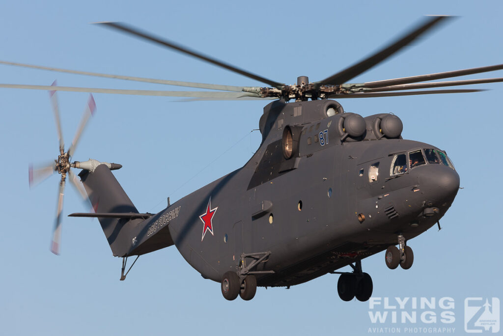 mi 26   9604 zeitler 1024x684 - The Russian Air Force close up