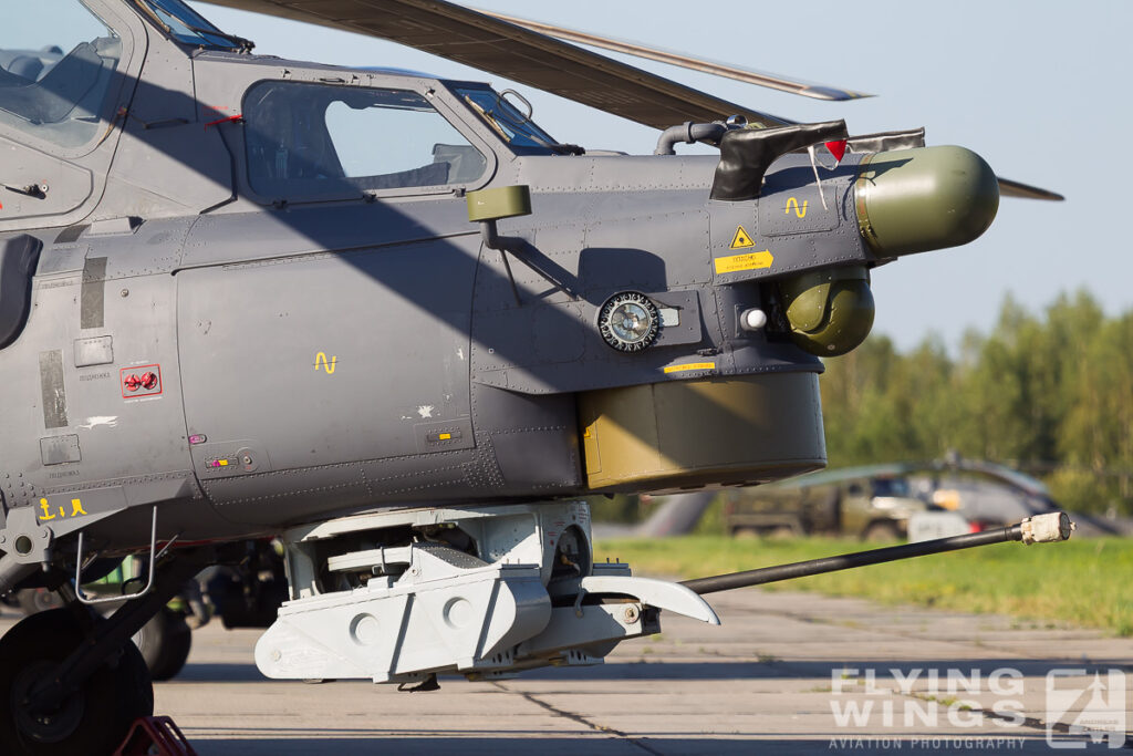 mi 28   8425 zeitler 1024x683 - The Russian Air Force close up