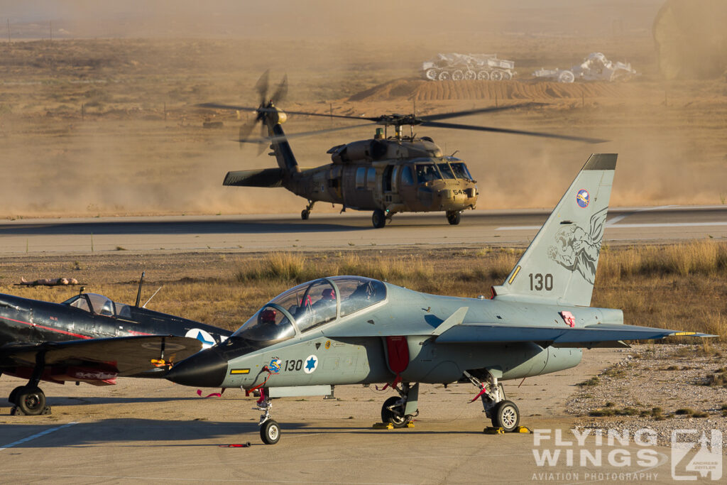 2018, Blackhawk, Hatzerim, Israel, Israel Air Force, M346, S-70, UH-60, Yanshuf, dust, helicopter