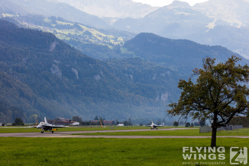 scenery 8282 zeitler 1024x683 - Scenic Switzerland - Tigers and Hornets fighting at Meiringen