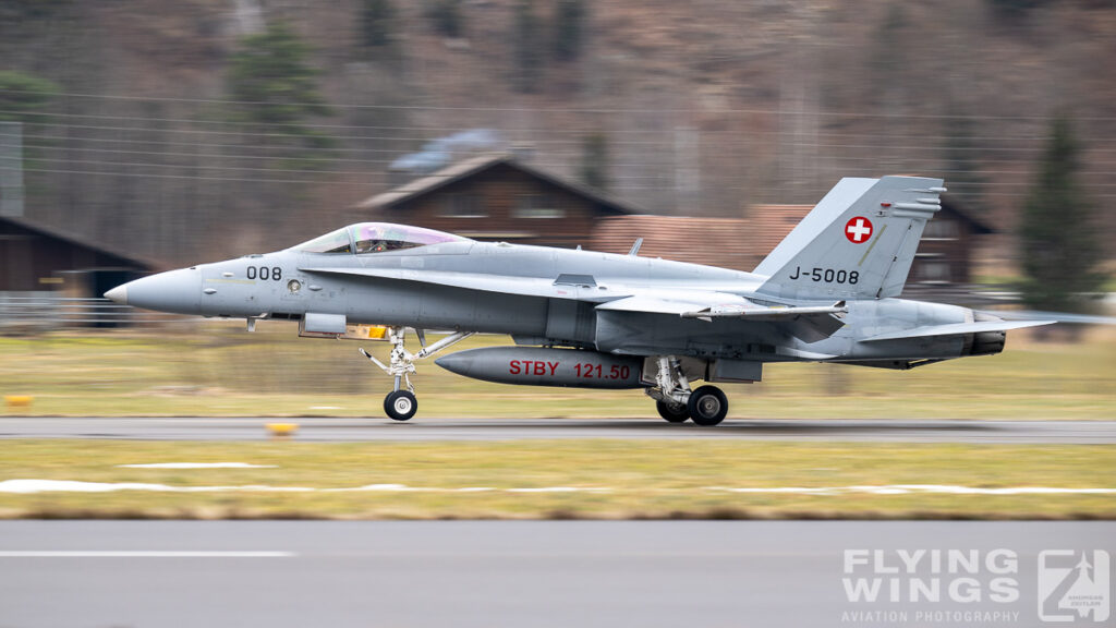 20250212 f 18 hornet   8764 zeitler 1024x576 - Meiringen in a rush