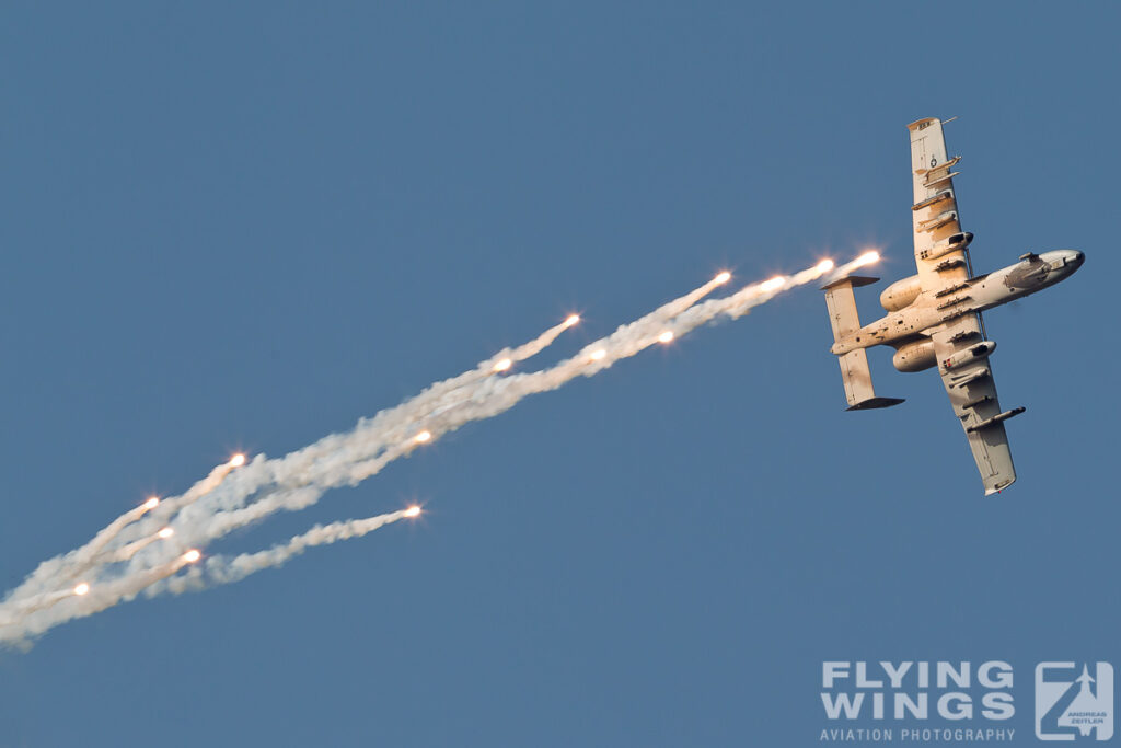 20111030 a 10 osan  4301 zeitler 1024x683 - Korean Delights at the Osan Airpower Day 2011
