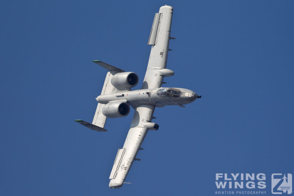 20111030 a 10 solo osan  3928 zeitler 1024x683 - Korean Delights at the Osan Airpower Day 2011