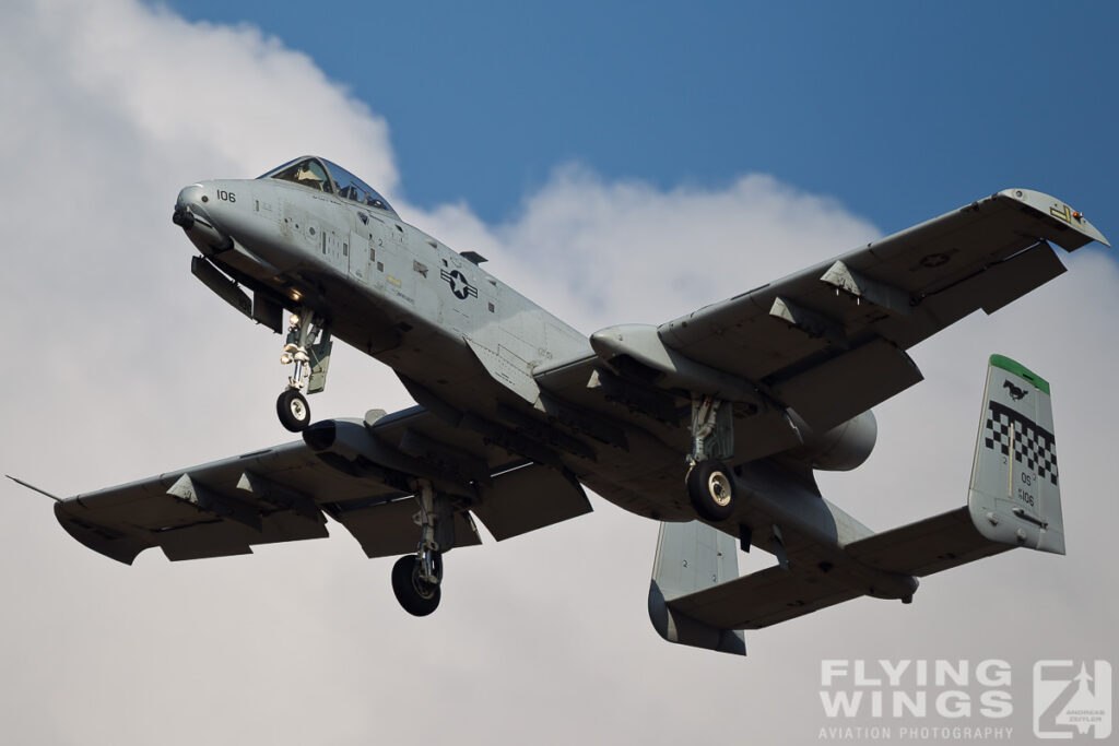 20111030 a 10 solo osan  3945 zeitler 1024x683 - Korean Delights at the Osan Airpower Day 2011