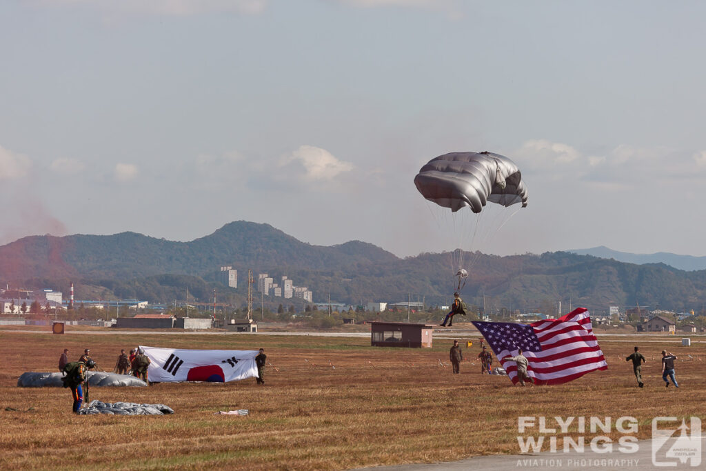 20111030 opening ceremony osan  1525 zeitler 1024x683 - Korean Delights at the Osan Airpower Day 2011