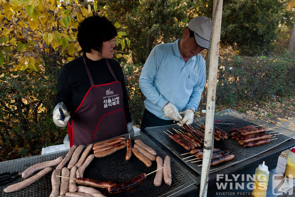 20111030 so osan  1872 zeitler 1024x683 - Korean Delights at the Osan Airpower Day 2011