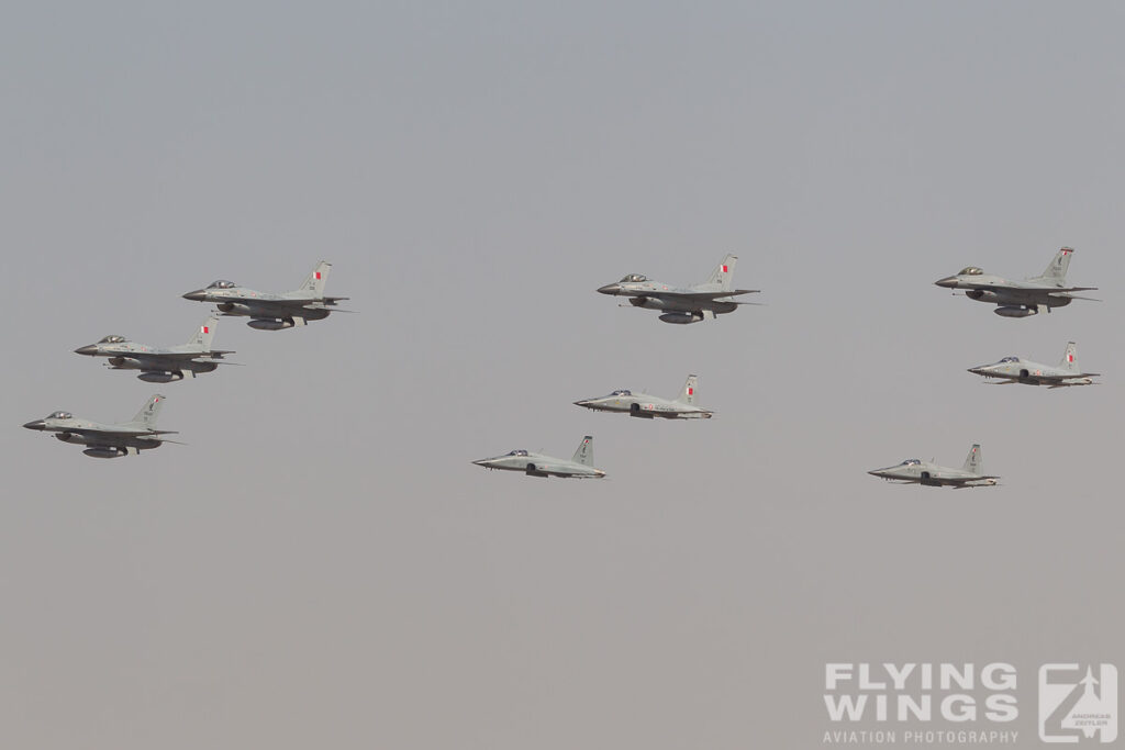 formation   7174 zeitler 1024x683 - Bahrain International Airshow 2012