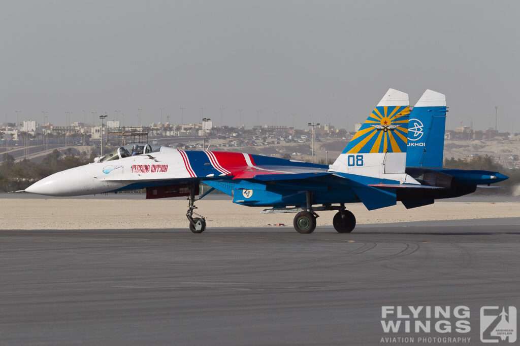 russian knights   8755 zeitler 1024x683 - Bahrain International Airshow 2012