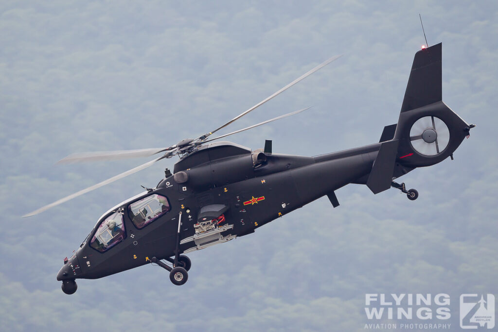 z 19   6926 zeitler 1024x684 - Zhuhai Airshow China 2012