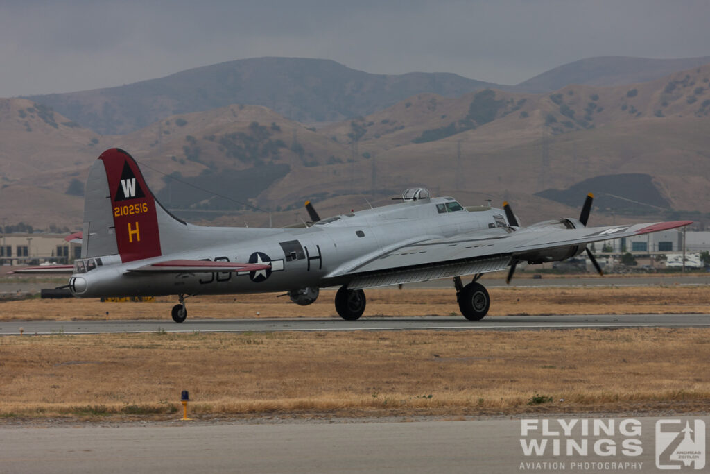 b 17   9509 zeitler 1024x683 - Lightning(s) strike Chino - Planes of Fame Airshow 2013