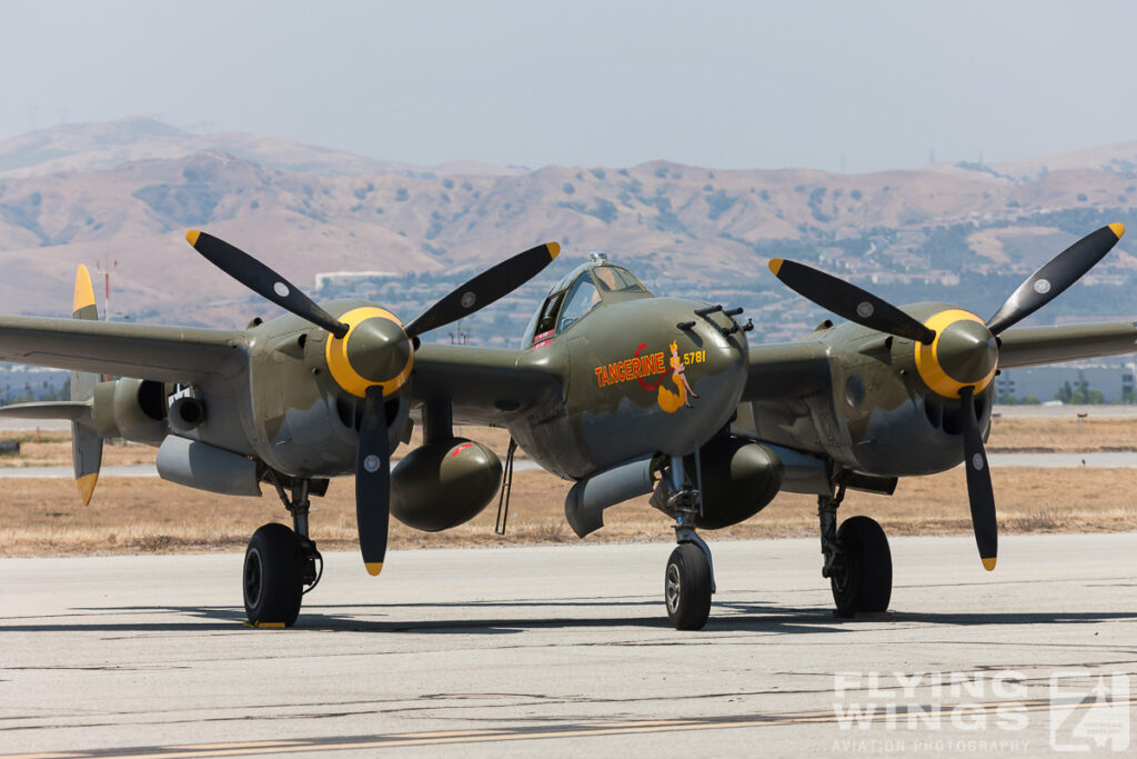 2013, Chino, Lightning, P-38, Planes of Fame, airshow