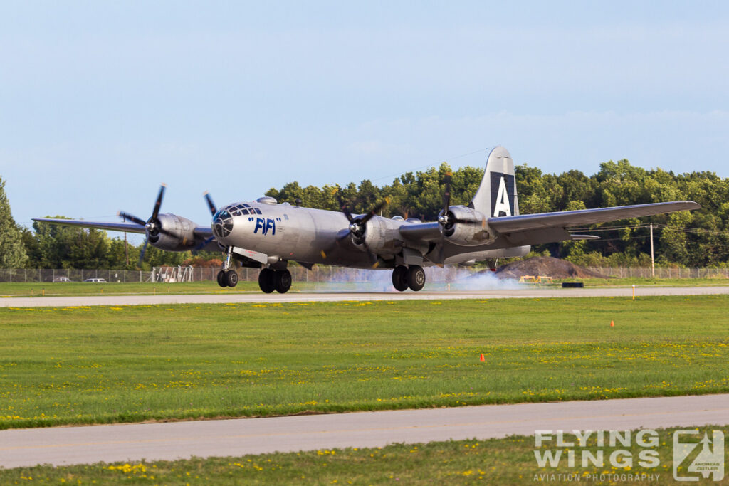 b 29 fifi   6074 zeitler 1024x683 - EAA Airventure Oshkosh 2013