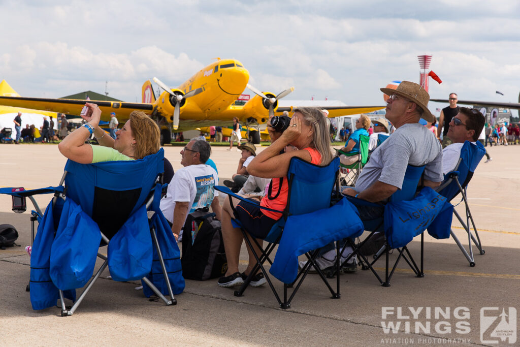 zuschauer   4899 zeitler 1024x683 - EAA Airventure Oshkosh 2013