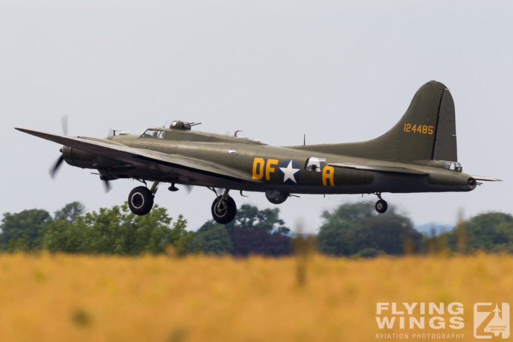 2014, B-17, Duxford, Flying Legends, Moreno, warbirdsnews
