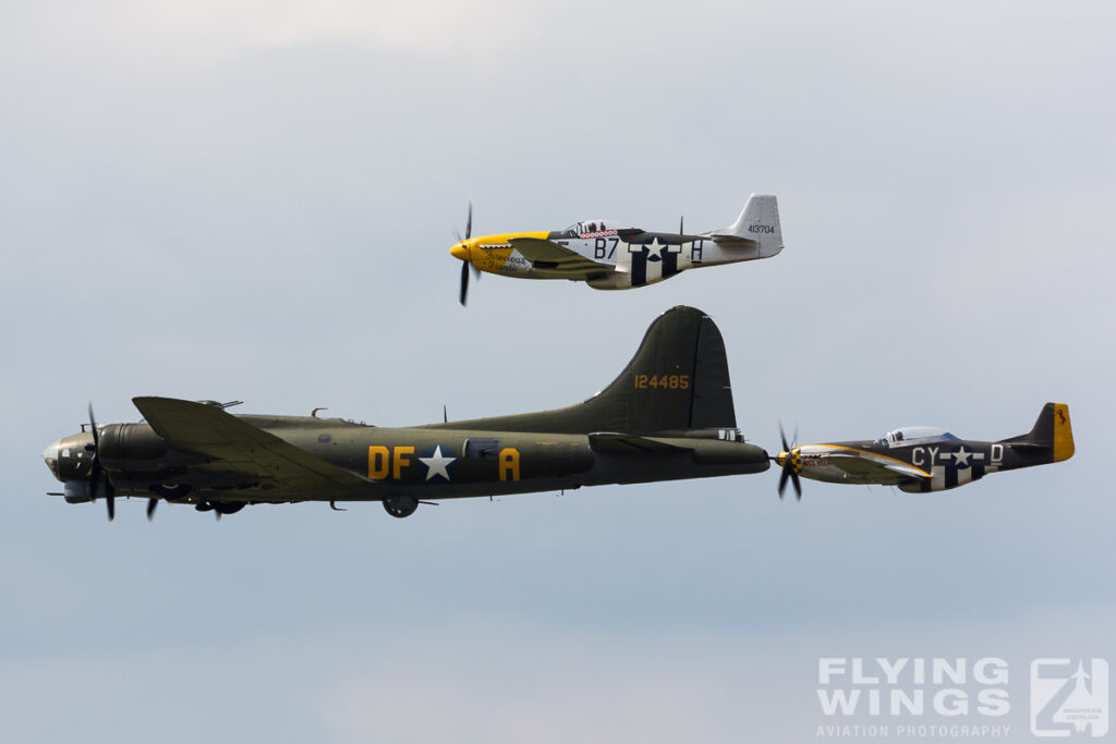 2014, B-17, Duxford, Flying Legends, P-51, formation