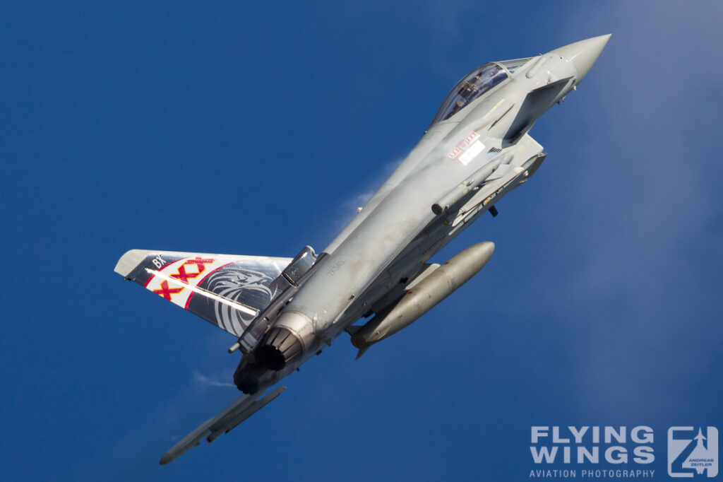 typhoon   5765 zeitler 2 1024x682 - Farnborough Airshow