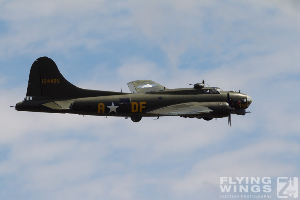 b 17 flying fortress   2765 zeitler 1024x683 - Waddington Airshow