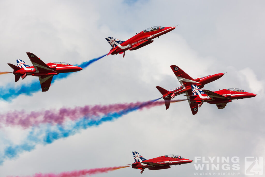 red arrows   6433 zeitler 1024x683 - Waddington Airshow