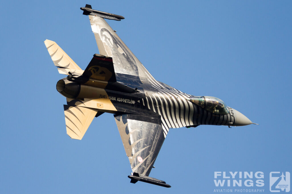 solo turk   3910 zeitler 1024x683 - Waddington Airshow