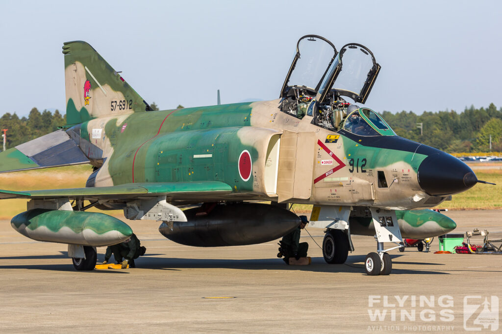 rf 4e static hyakuri jasdf airshow phantom  0175 zeitler 1024x683 - Sayonara Samurai Phantoms