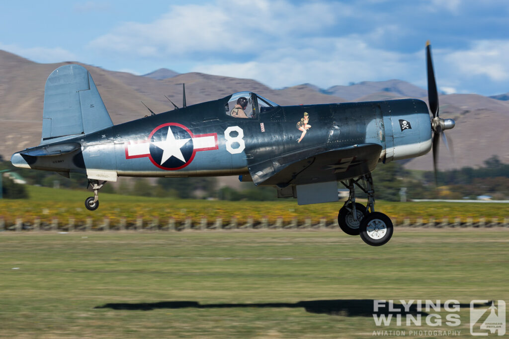 corsair omaka airshow  9580 zeitler 1024x683 - Classic Fighters Omaka