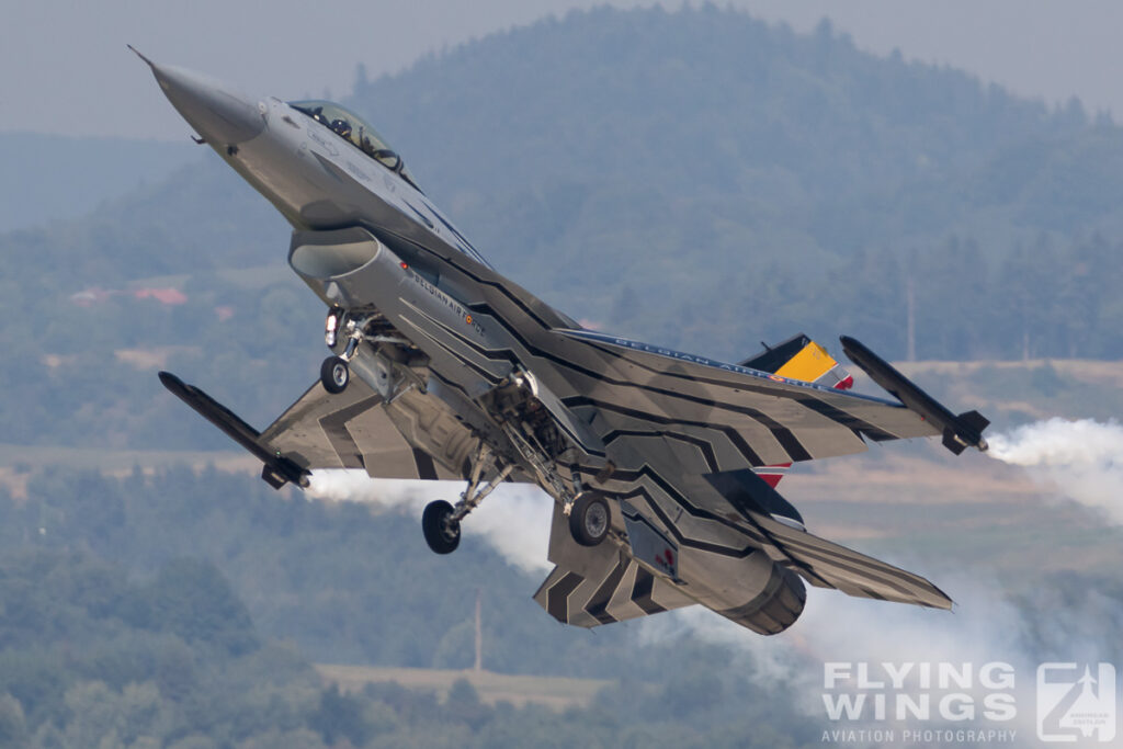 f 16 siaf airshow sliac  4919 zeitler 1024x683 - SIAF 2015