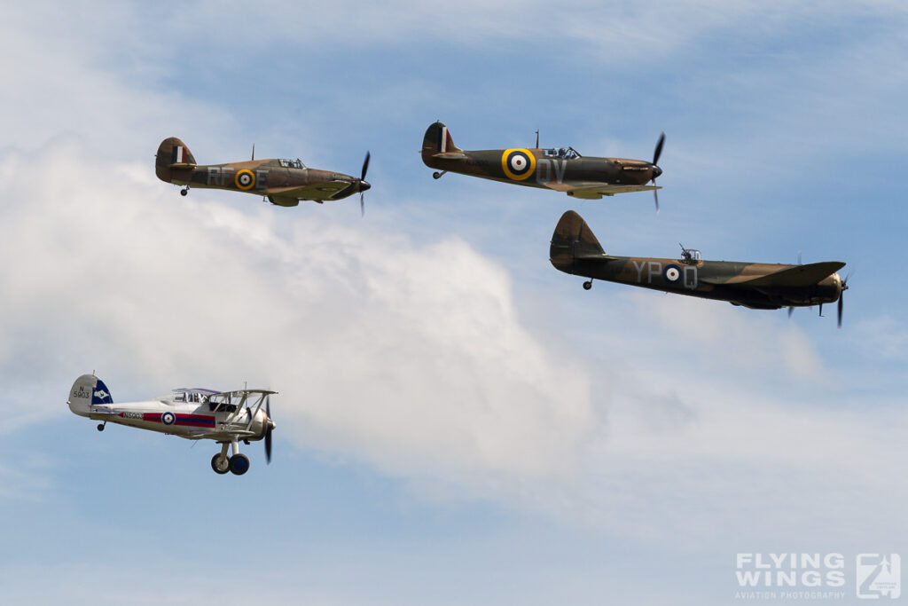 20160710 formation duxford flying legends  6595 zeitler 1024x683 - Duxford Flying Legends 2016: Grey Skies, Colourful Show