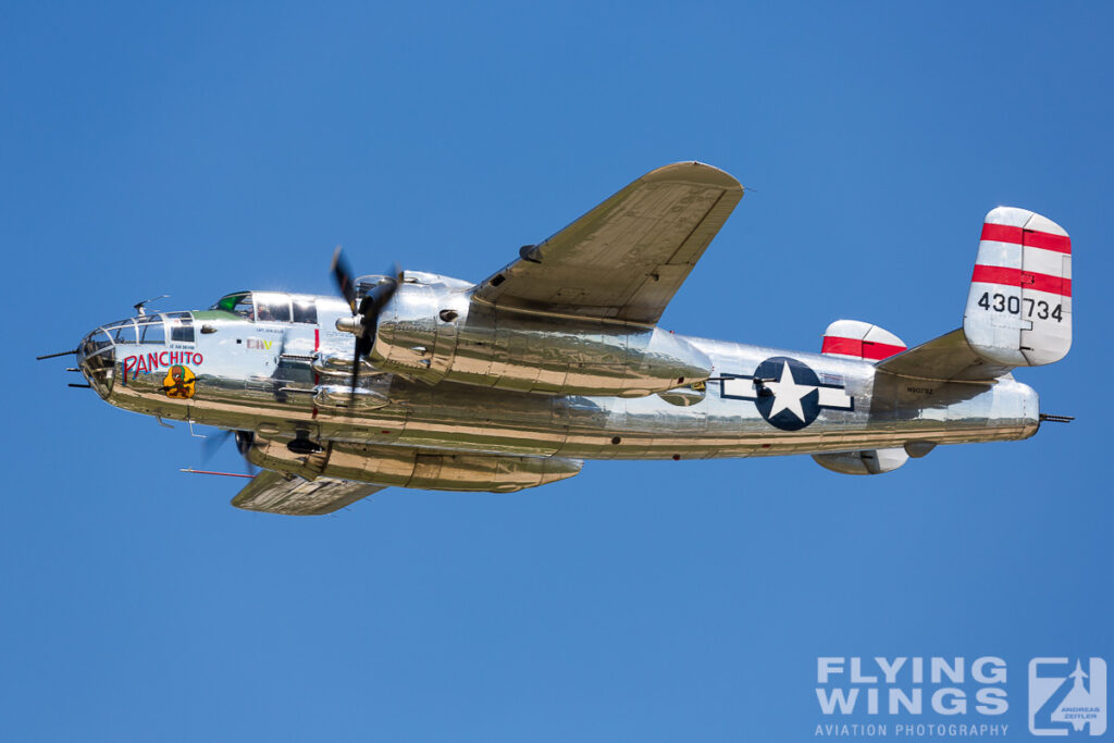 b 25 eaa airventure oshkosh  6714 zeitler 1024x683 - EAA Airventure Oshkosh 2016