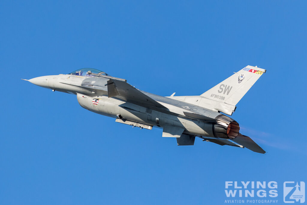 f 16 eaa airventure oshkosh  5030 zeitler 1024x683 - EAA Airventure Oshkosh 2016