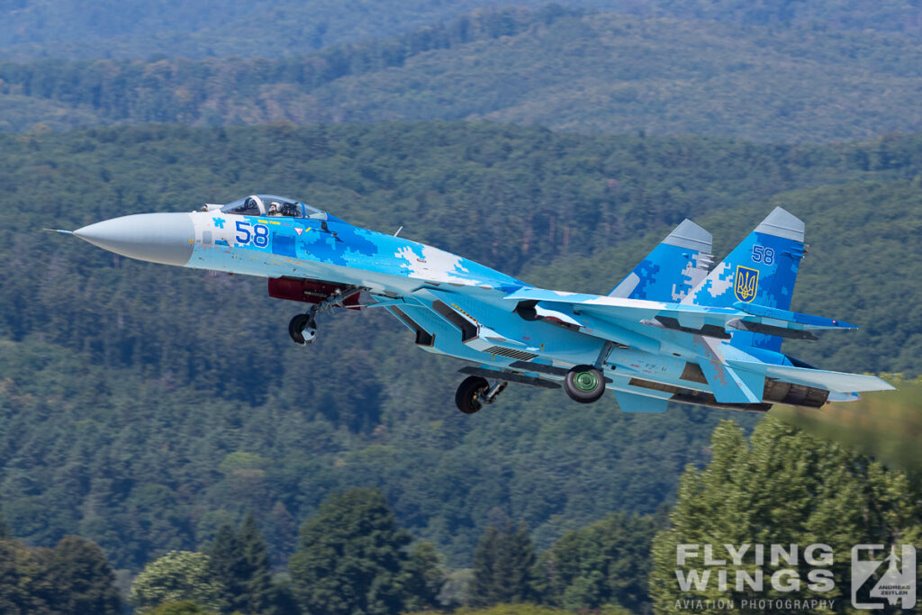 su 27 siaf 2016  9932 zeitler 1024x683 - SIAF Airshow 2016 Sliac