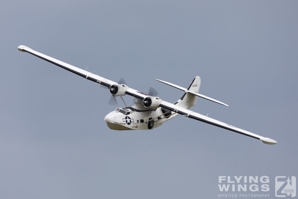 catalina shuttleworth  2305 zeitler 1024x683 - Shuttleworth - Fly Navy!