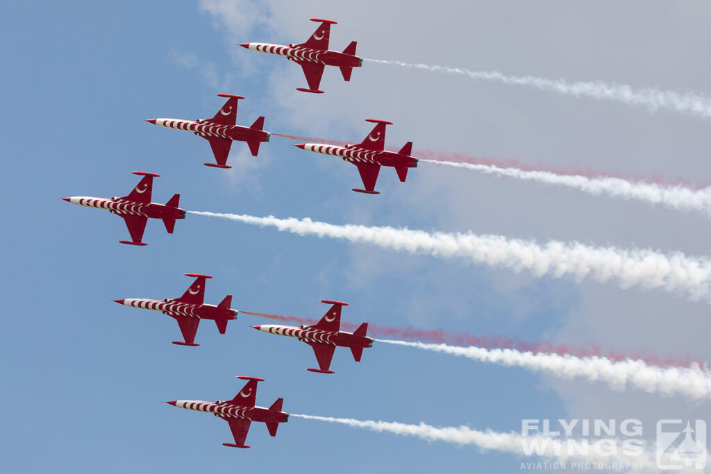 bias turkish stars 5911 zeitler 1024x683 - Bucharest International Air Show 2018 - BIAS