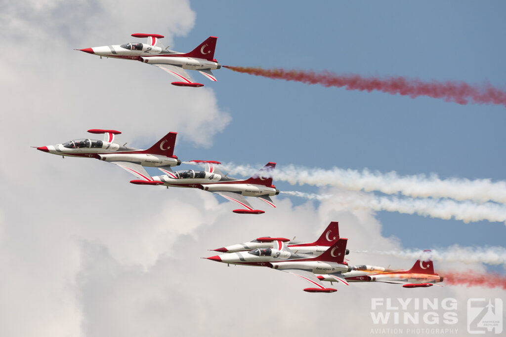 bias turkish stars 5925 zeitler 1024x683 - Bucharest International Air Show 2018 - BIAS