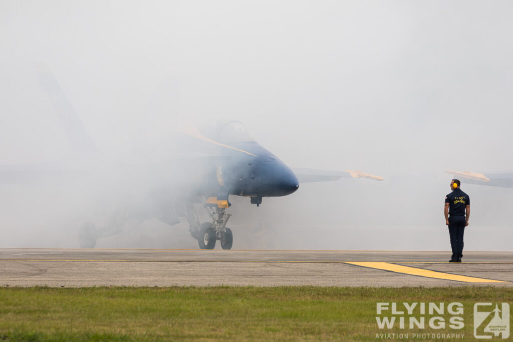 houston airshow blue angels ground 1199 zeitler 1024x683 - Wings over Houston 2018