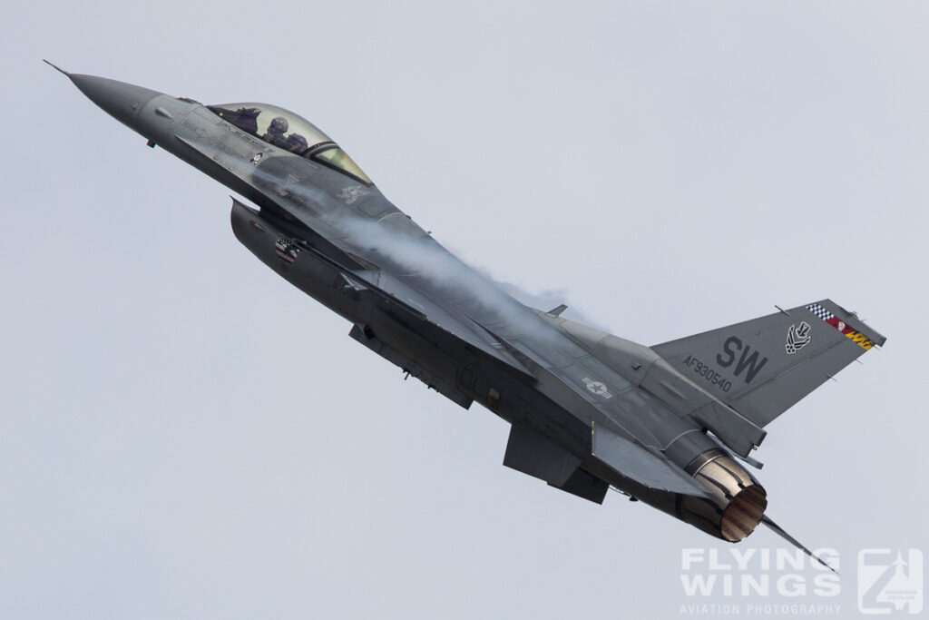 houston airshow f 16 4034 zeitler 1024x683 - Wings over Houston 2018