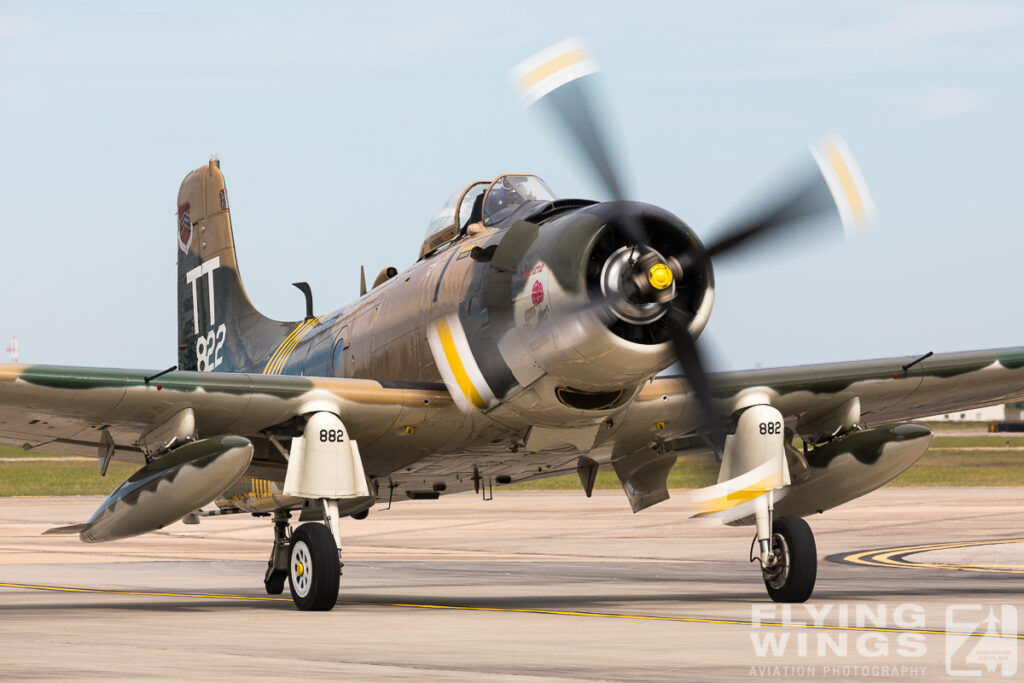 houston airshow skyraider 1579 zeitler 1024x683 - Wings over Houston 2018