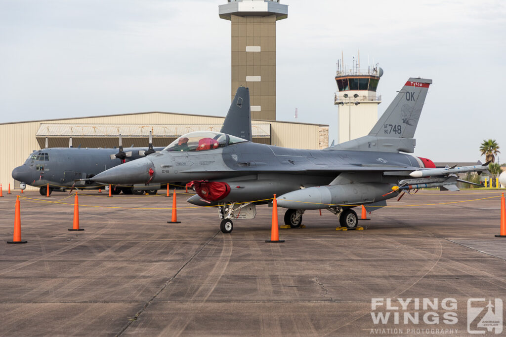 houston airshow static 0911 zeitler 1024x683 - Wings over Houston 2018