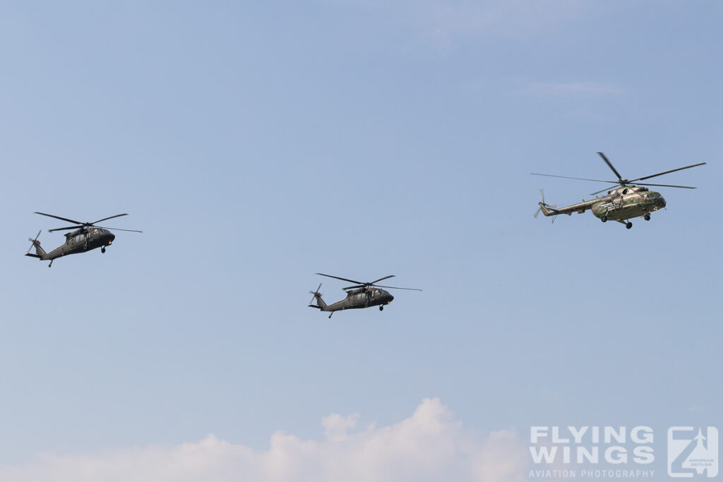 siaf opening formation 9840 zeitler 1024x683 - Slovak International Air Fest - SIAF 2018