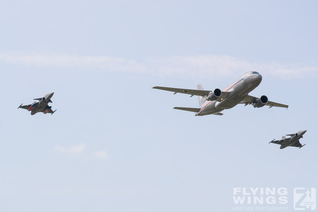 siaf opening formation 9890 zeitler 1024x684 - Slovak International Air Fest - SIAF 2018