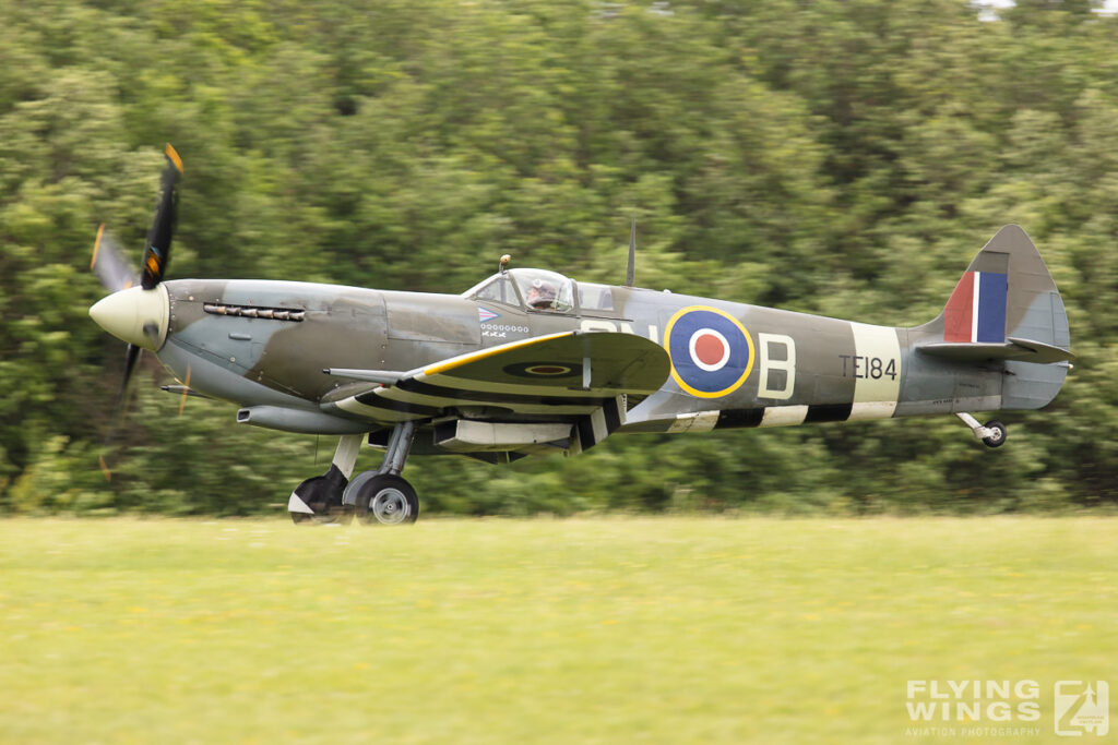 20190608 spitfire lfa  4999 zeitler 1024x683 - Le Temps des Hélices: Warbirds, Jets & Aviation Magic at La Ferté-Alais 2019